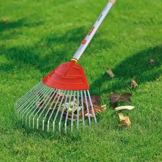 Wolf Garten Lawn Rake (Uf-M) 50 cm, Spring Steel Lawn Rake, Premium Quality