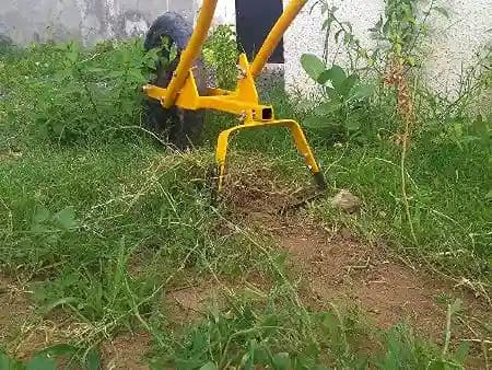 Hectare Wheel Hoe with 7 Weeder + 3 Tooth Cultivator + Furrow Attachment - Image 5