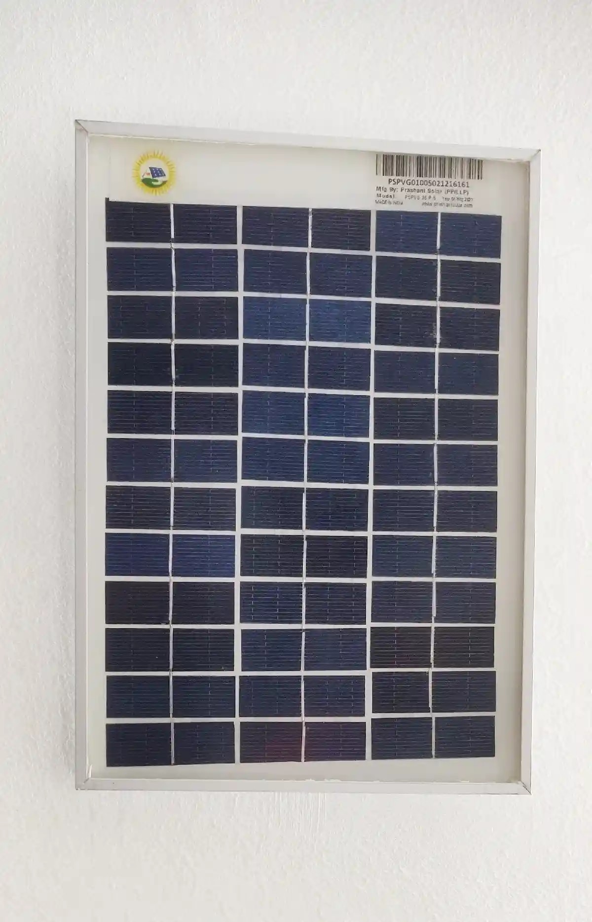 PPIL 12v 10w Solar Panel, Used With Suitable Solar Charge Controller For Home Light And Mobile Charger Application