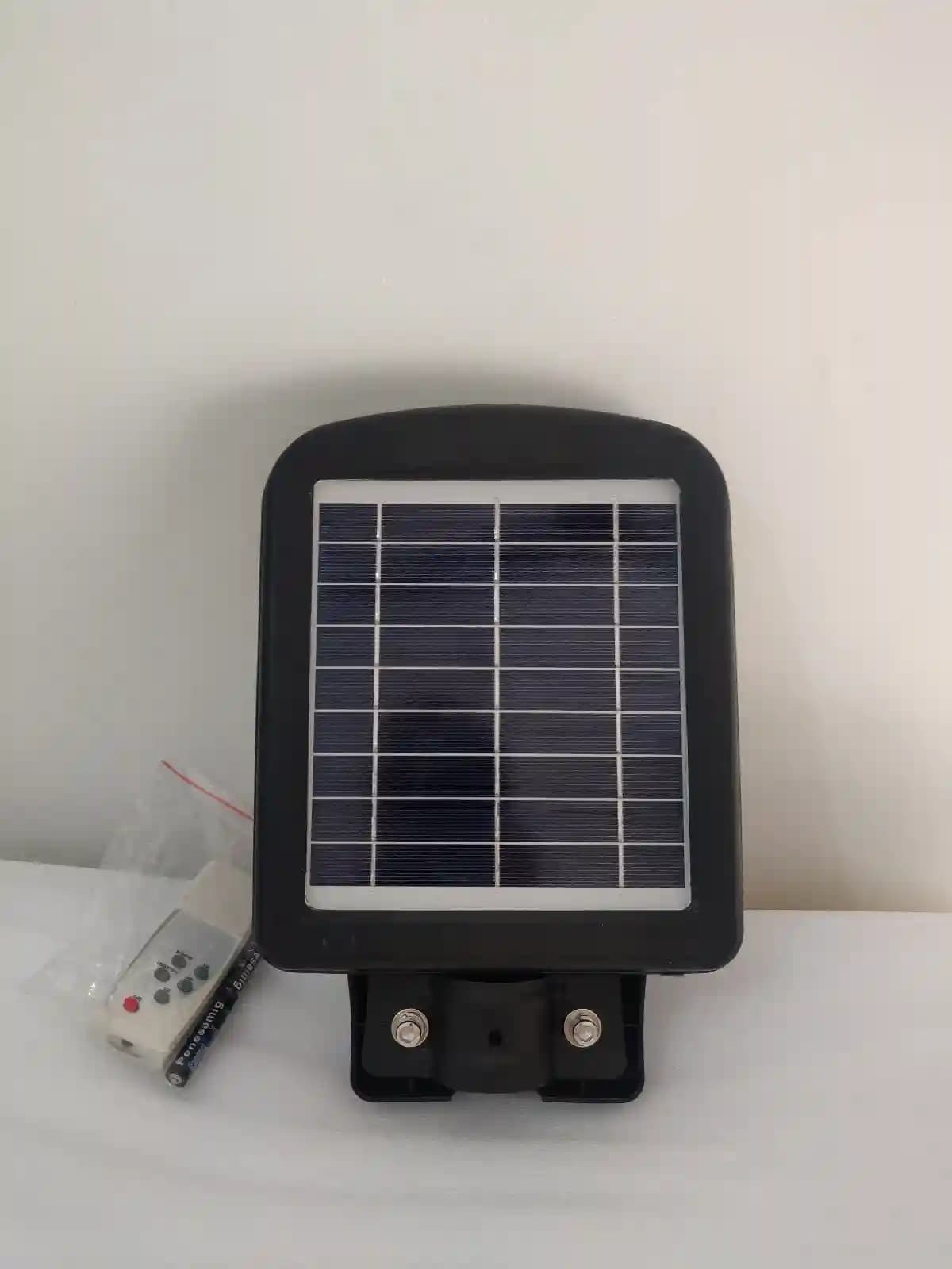 Solar All In One Pole Light With Remote ( Without Pole), No Wiring, Fix In Sunlight And Get Free Light - Image 2