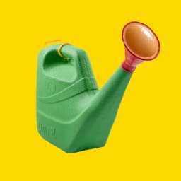 CropKraft Garden Watering Can, Made From High Quality Material Large Area Cover Without Constant Refills 6
