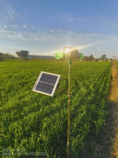 GreenVayu Advance Mr. Gogo Ultrasonic Farm Animal Repellent Device, 12V Solar Panel, 24000 mAh Lithium-ion Battery, 360 Degree Rotation - Image 3