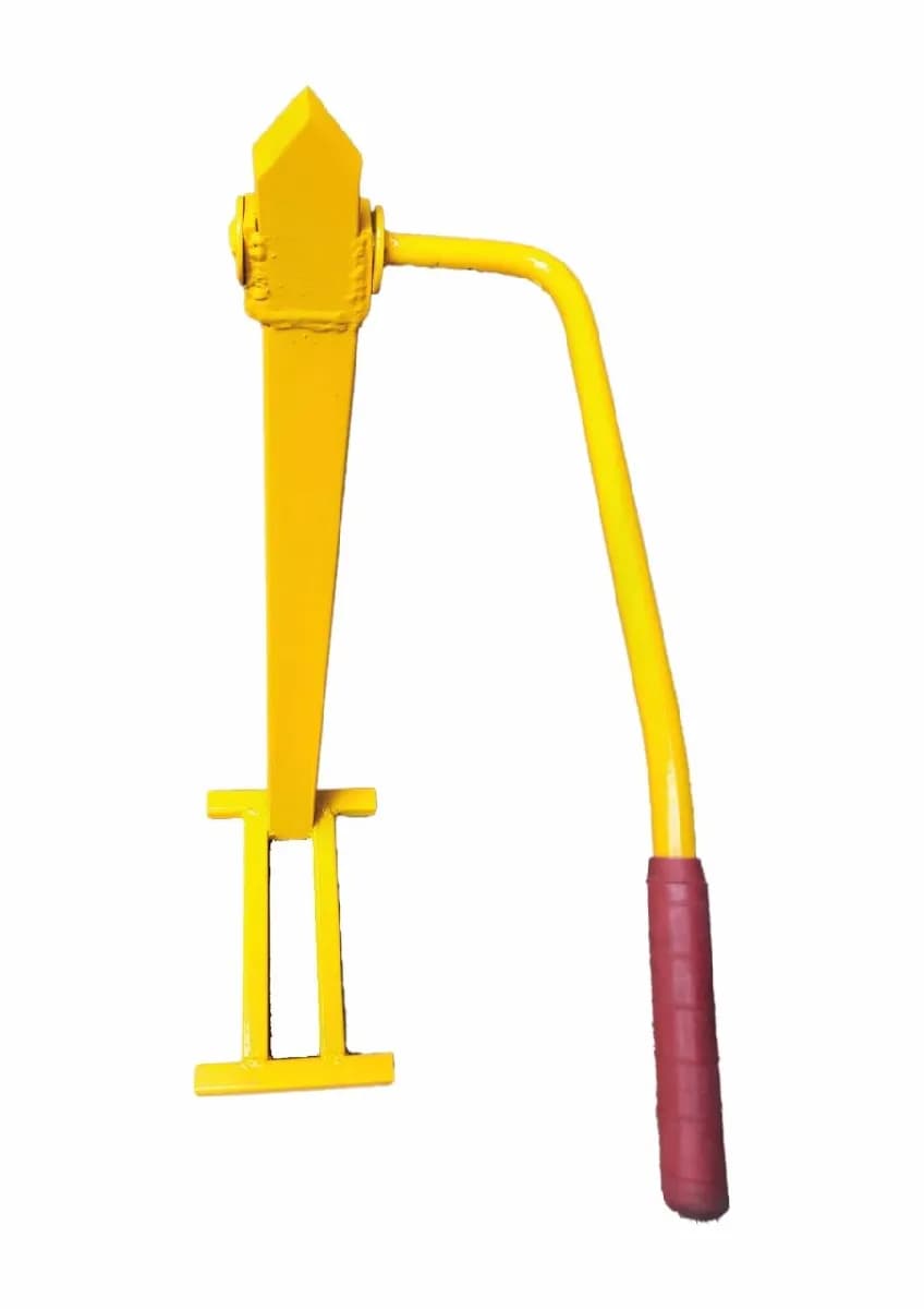 Coconut Peeler, Heavy Iron Material with Powder Coted, Used For Coconut Pilling In Home, Farm - Image 1