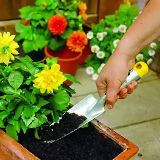 Wolf Garten Flower Trowel (LUZ) 8 cm, Planting and Transplanting, Lightweight Designs For Easy Use.