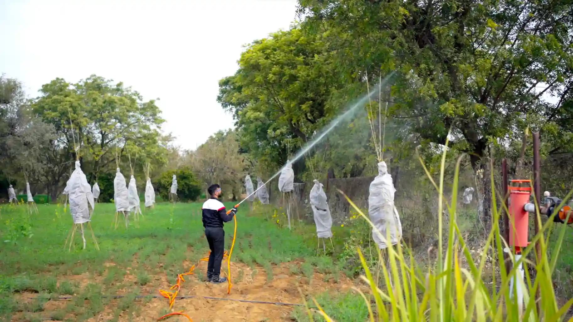 Balwaan BHE-22 Portable Power Sprayer, 4-Stroke HTP Sprayer With 6.5 HP Engine and 196 CC, Suitable for Gardening, Industrial Use and Agriculture Use - Image 6