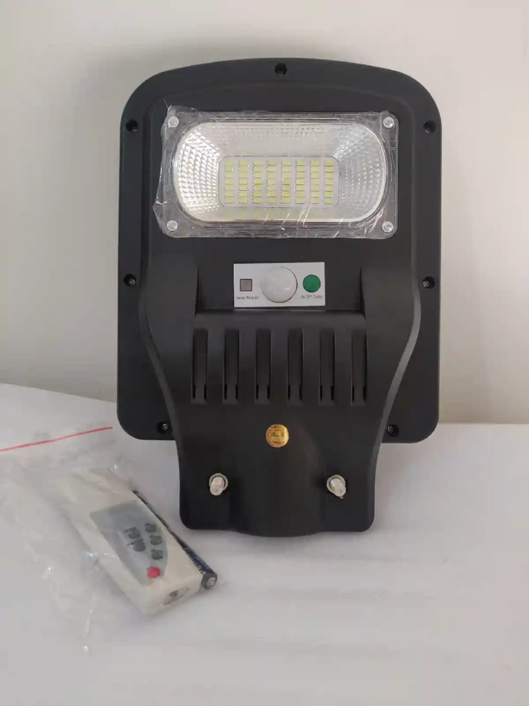 Solar All In One Pole Light With Remote ( Without Pole), No Wiring, Fix In Sunlight And Get Free Light - Image 3