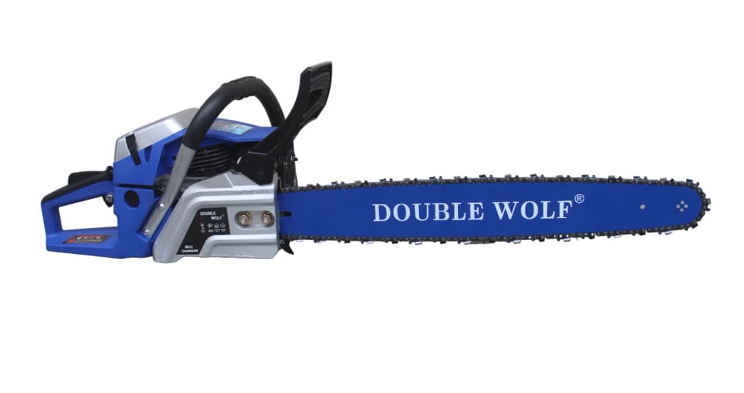 Double Wolf 68CC Heavy Super X Chainsaw, 2 Stroke Petrol Engine, Air-Cooled - Image 4