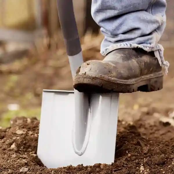 Wolf Garten Spade (ASP-D), Used Digging And Lifting The Soil, Lightweight, Gardening Shovel With Long D Handle - Image 5